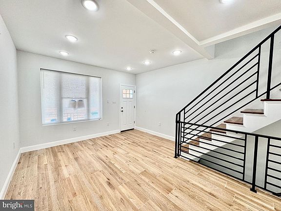 5th image of 2627 S Jessup St
