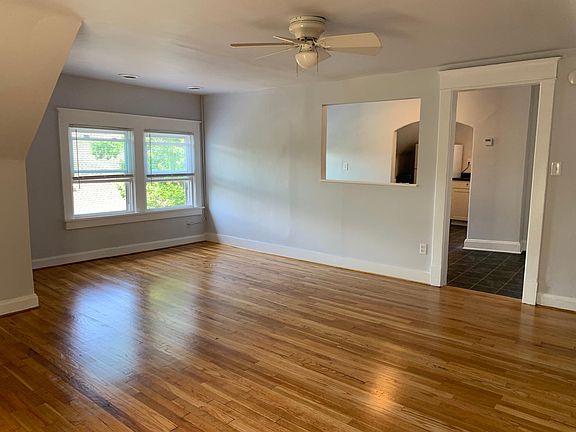 5th image of 3916 Charlotte St APT 3
