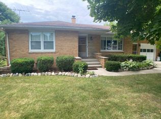 5524 Michael Dr, Bay City, MI