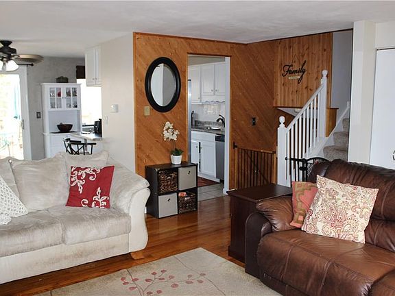 4th image of 3099 Kingsbridge Ln