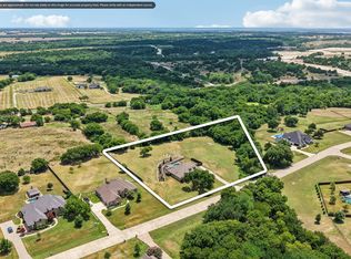 2810 Fossil Creek Dr, Midlothian, TX 76065