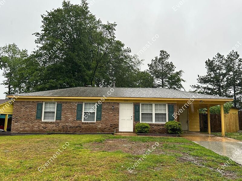 1st image of 588 Hillbrook Dr