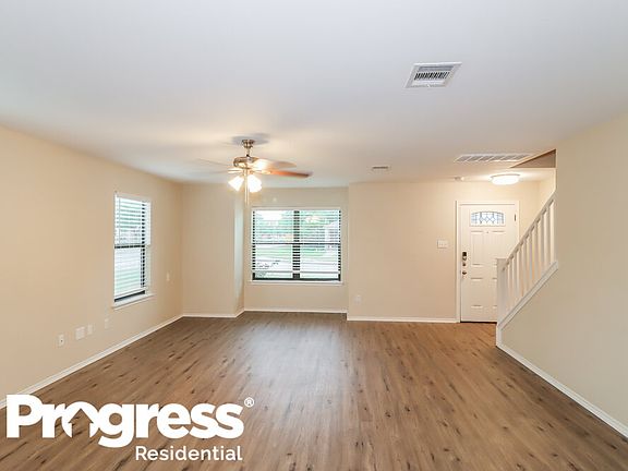 4th image of 300 Cliffwood Dr