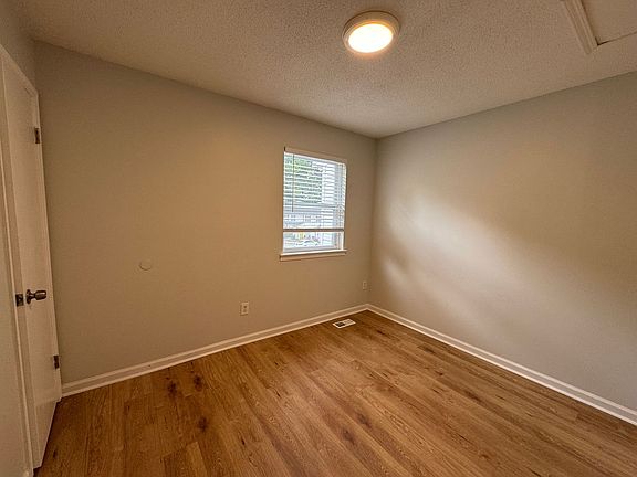 3rd image of 3600 Mosby Dr #3602