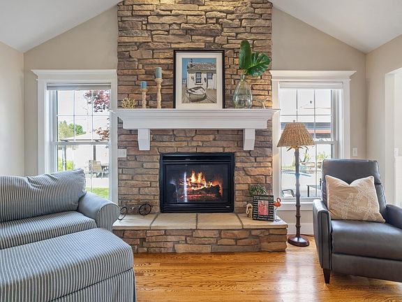 5th image of 4057 Stonegate Dr
