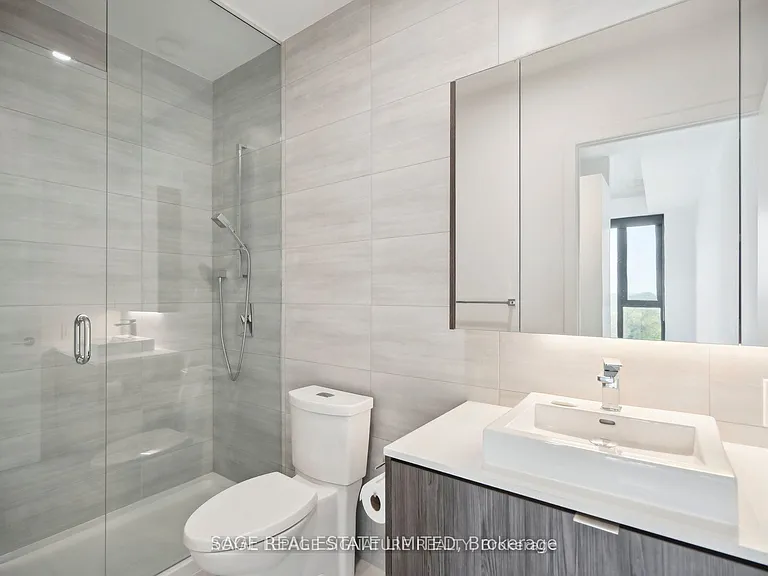 7 Smith Cres #Penthouse 808 — Photo 9