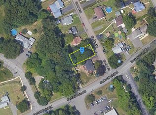 3 Cedar Ave, North Haven, CT 06473