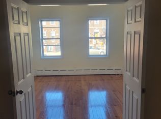 2237 35th St #2, Astoria, NY 11105