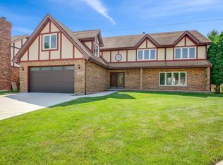 1395 Lilac Ln, Addison, IL 60101