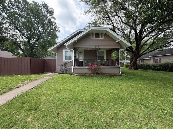 908 E 10th St, Pittsburg, KS 66762