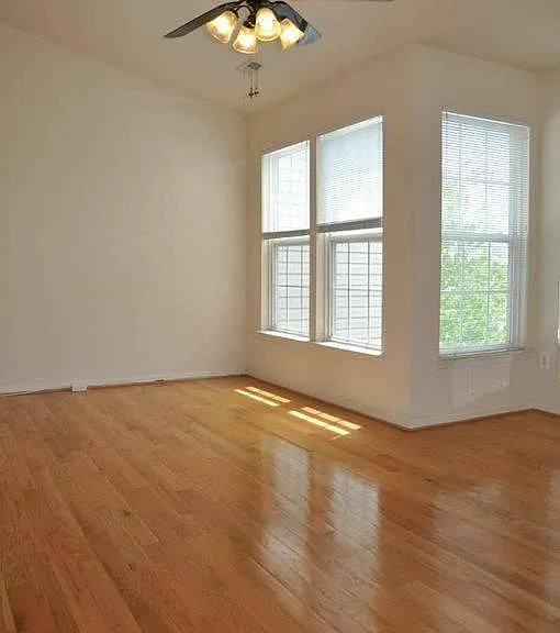 1387 Cranes Bill Way — Photo 2