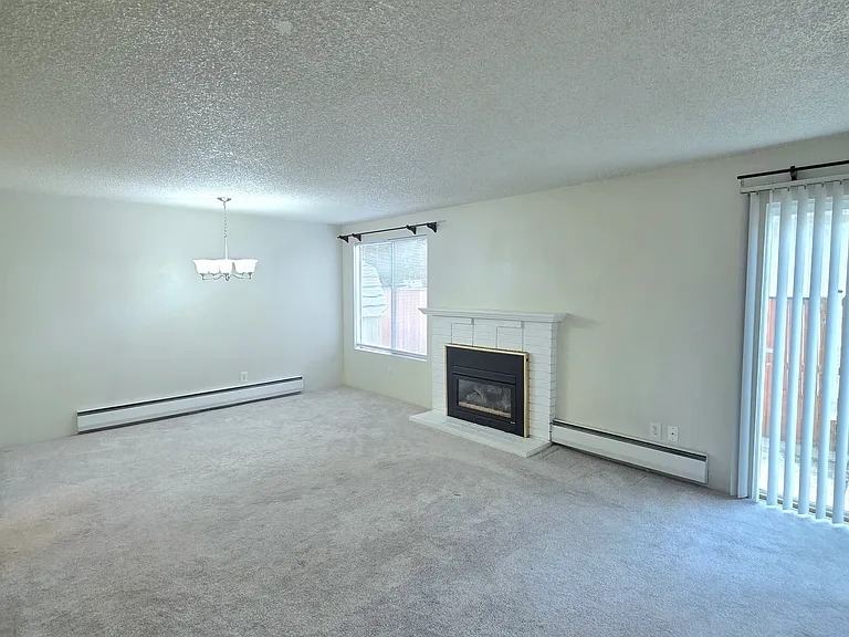 171 1st Ave NW — Photo 12