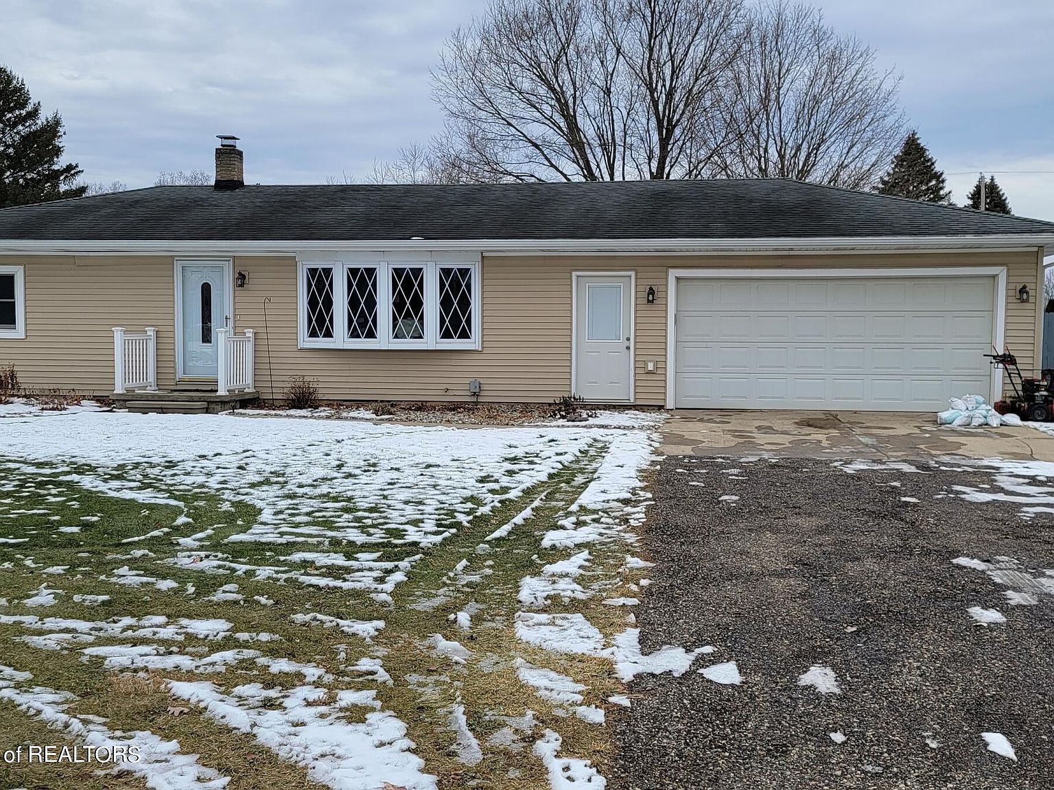 8906 Bradford Rd, Eaton Rapids, MI 48827 Zillow