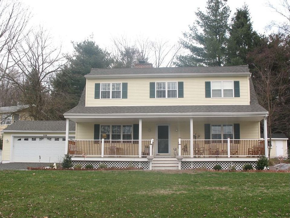 Completely Renovated Cape