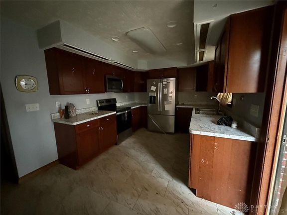 2nd image of 4517 Debra Ave