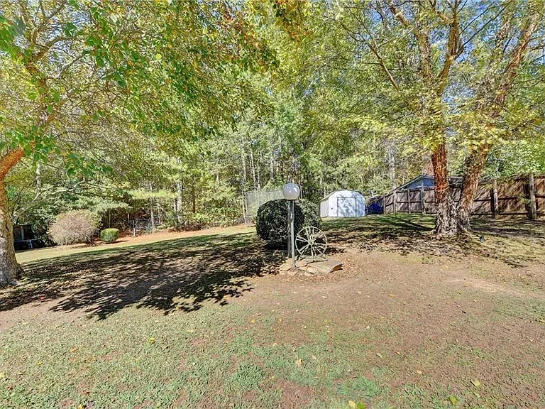 3940 Piper Glen Dr — Photo 43
