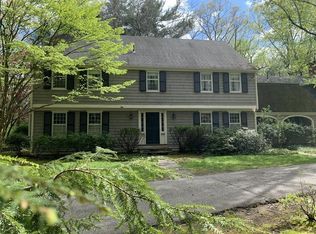 195 Meadowbrook Rd, Weston, MA 02493