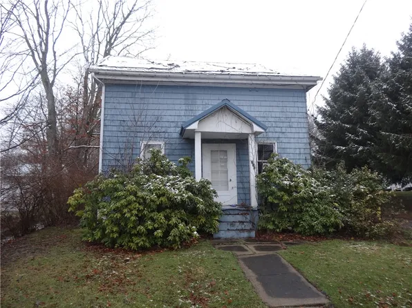 130 S Main St, Springboro, PA 16435