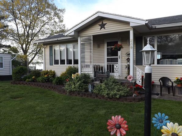 239 Oak Tree Dr