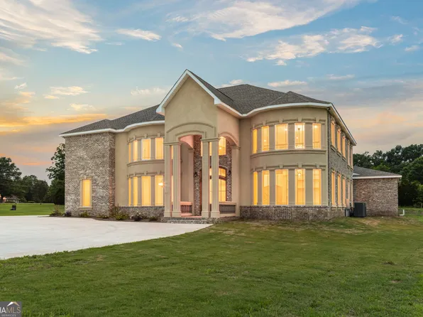 203 Highland Park Dr, Bonaire, GA 31005
