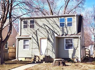 218 26th St SW, Mason City, IA 50401