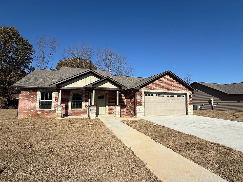1st image of 109 Blue Star Ln