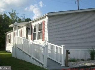 6 Tearose Dr, Middle River, MD 21220