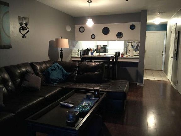 4th image of 1802 Lilac Dr