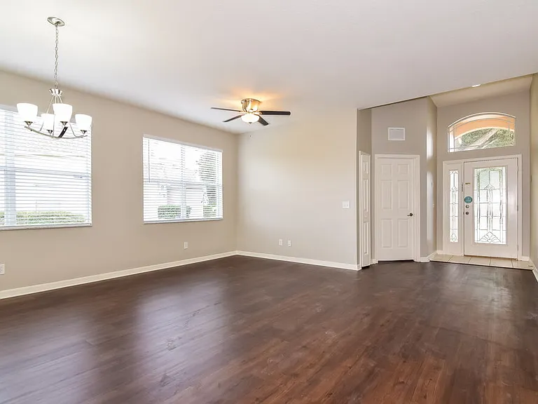 7936 Terrace Ridge Dr — Photo 3