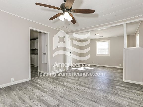 898506_003_living_room_13637013.jpg