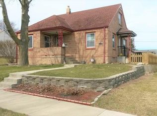 1736 Minnesota Ave, South Milwaukee, WI 53172