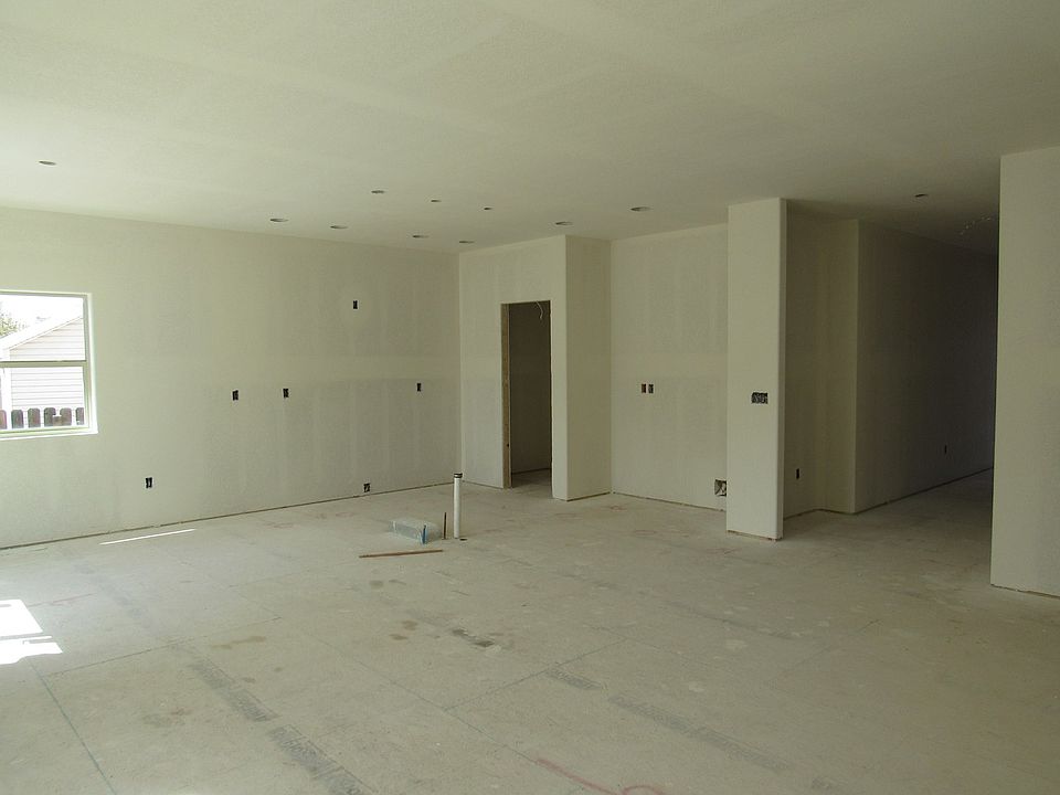 2nd image of 2316 Freedom Way