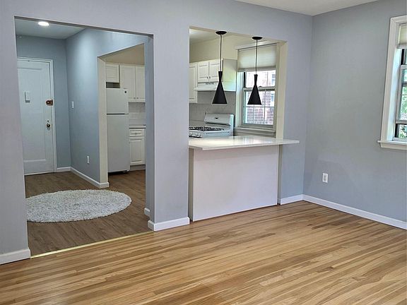 4th image of 141-04 77 Avenue #F