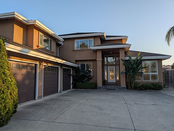 2nd image of 320 Berkshire Dr