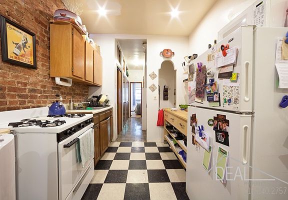 3rd image of 355 16th St APT 1L
