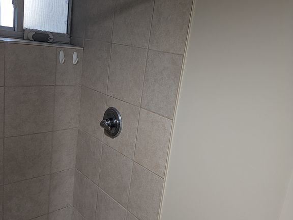 5th image of 295 S 9th St #Basement