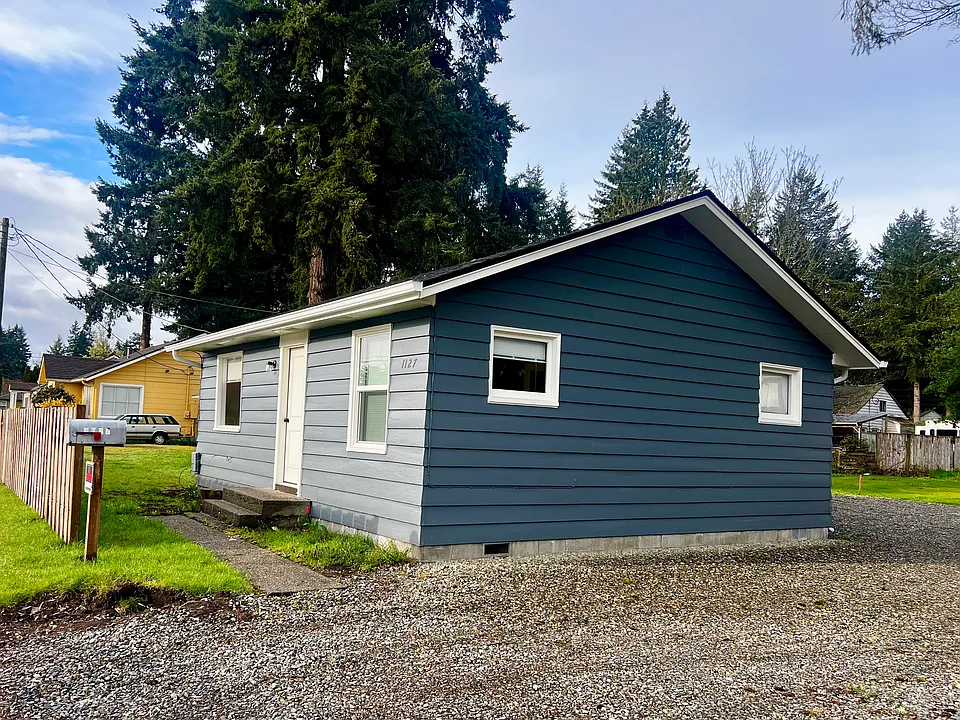 1127 Sleater Kinney Rd SE