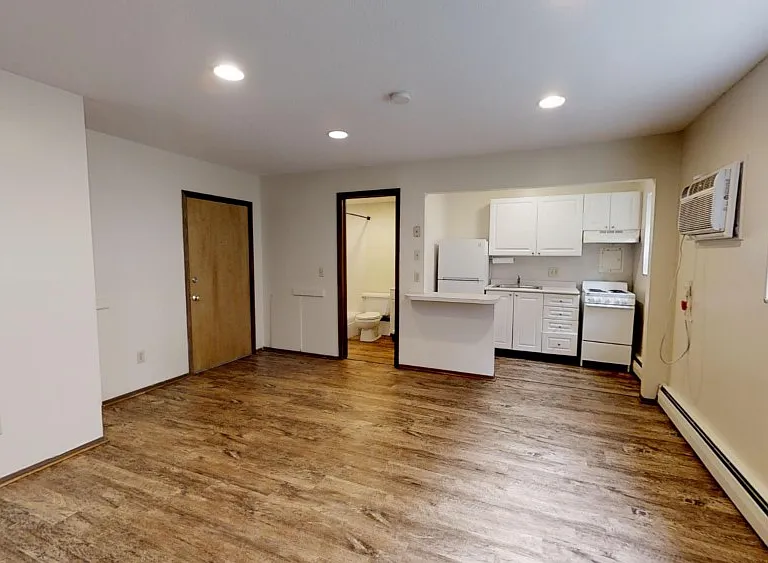 120 E 13th Ave #B — Photo 5