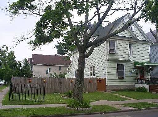 2nd image of 421 Vermont St