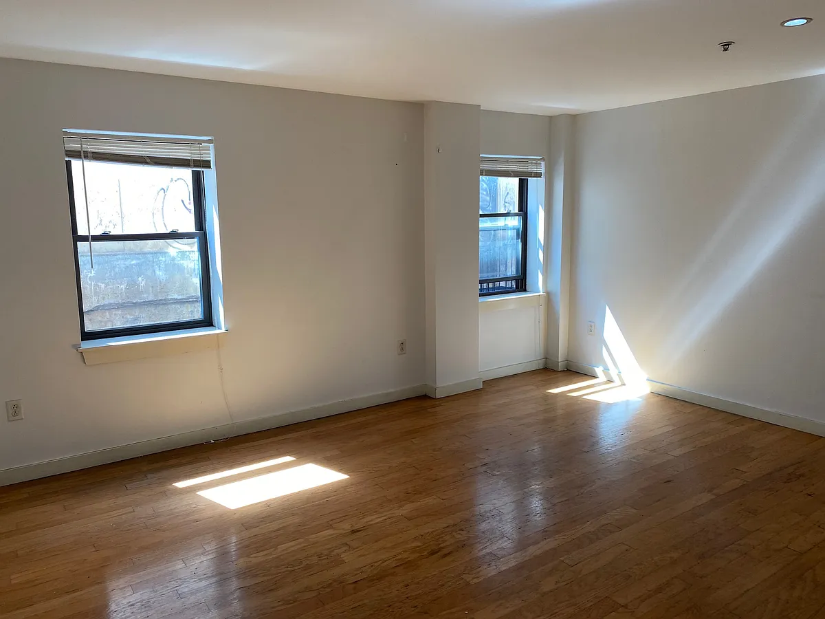 Building Photo - 534 Commonwealth Ave #3F