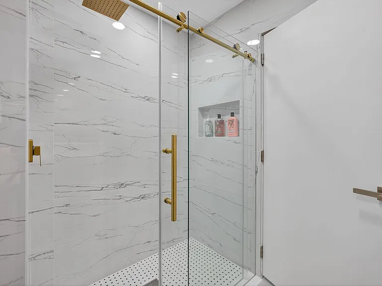 10924 Roebelini Palm Ct #A — Photo 11