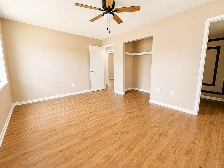 21491 Webbwood Ave — Photo 7