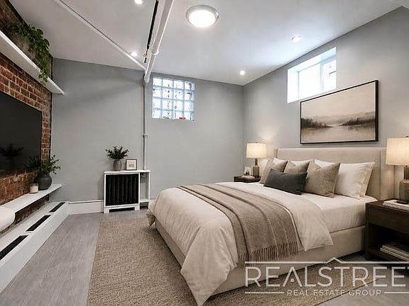 4th image of 670 Eastern Pkwy #1