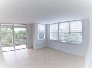 17850 W Dixie Hwy #517, North Miami Beach, FL 33160