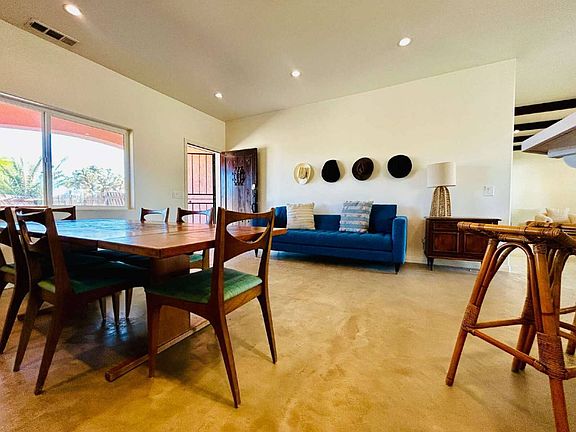 4th image of 60725 Sunny Sands Dr