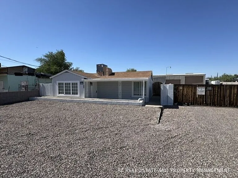 502 E Cody Dr — Photo 1