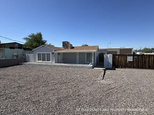502 E Cody Dr Photo 1