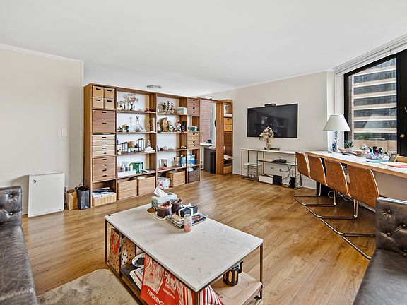 5th image of 1601 3rd Ave APT 10H