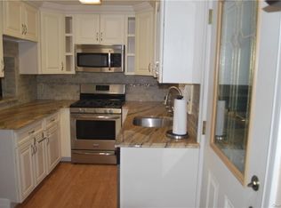 418 Christian Herald Rd, Valley Cottage, NY 10989