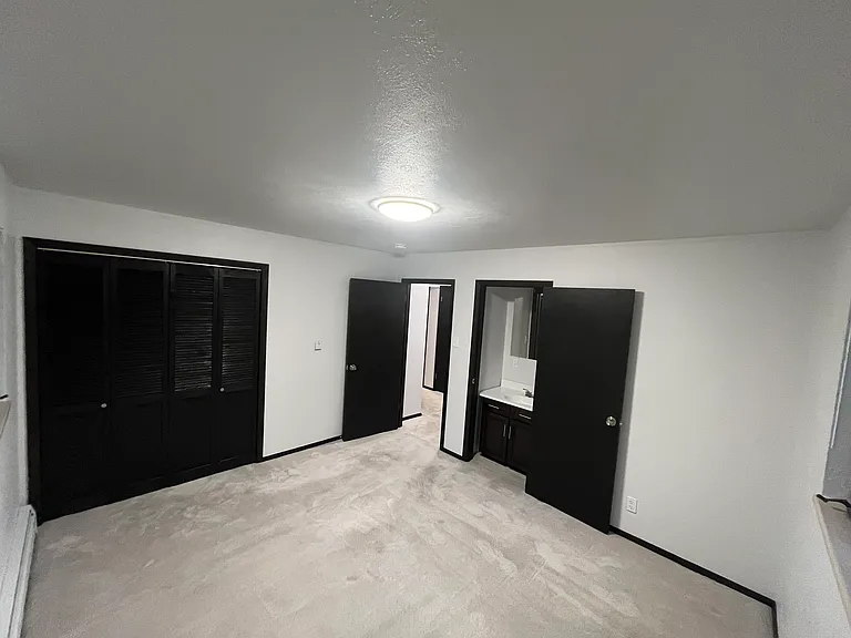 5821 W Green Meadows Pl — Photo 10